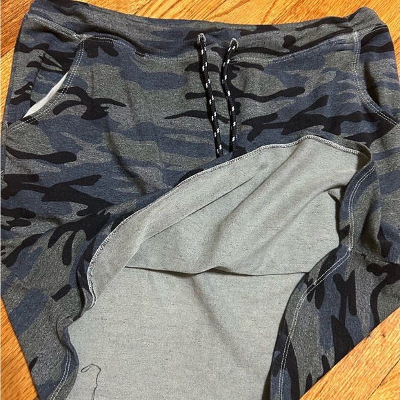 SUNDRY Evereve 1 Small Green Camo French Terry Skirt Bungee Drawstring 135.00 - Picture 11 of 11